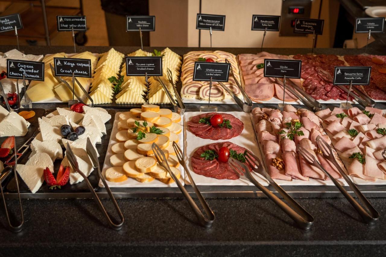 Hotel Arte Spa & Park Velingrad Kültér fotó A selection of cold cuts