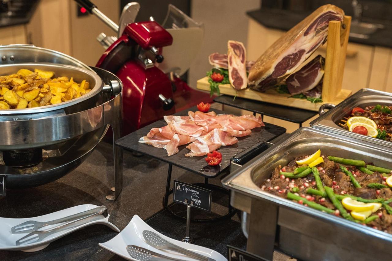 Hotel Arte Spa & Park Velingrad Kültér fotó A chafing dish